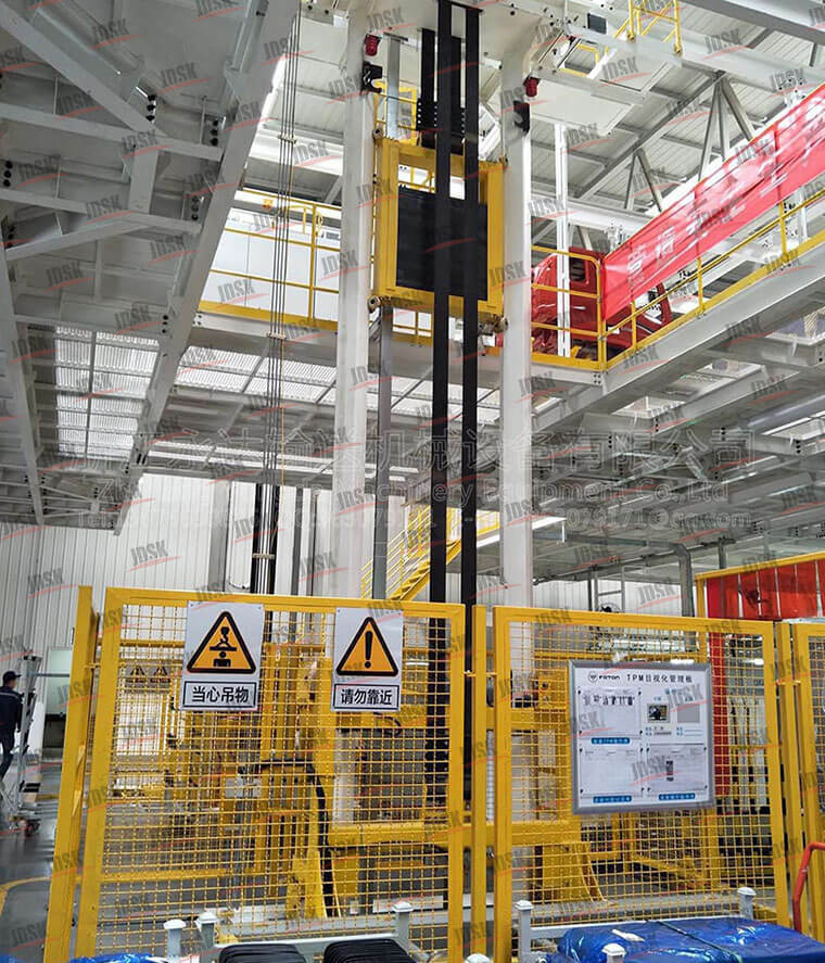 輕卡儲存升降機(jī)